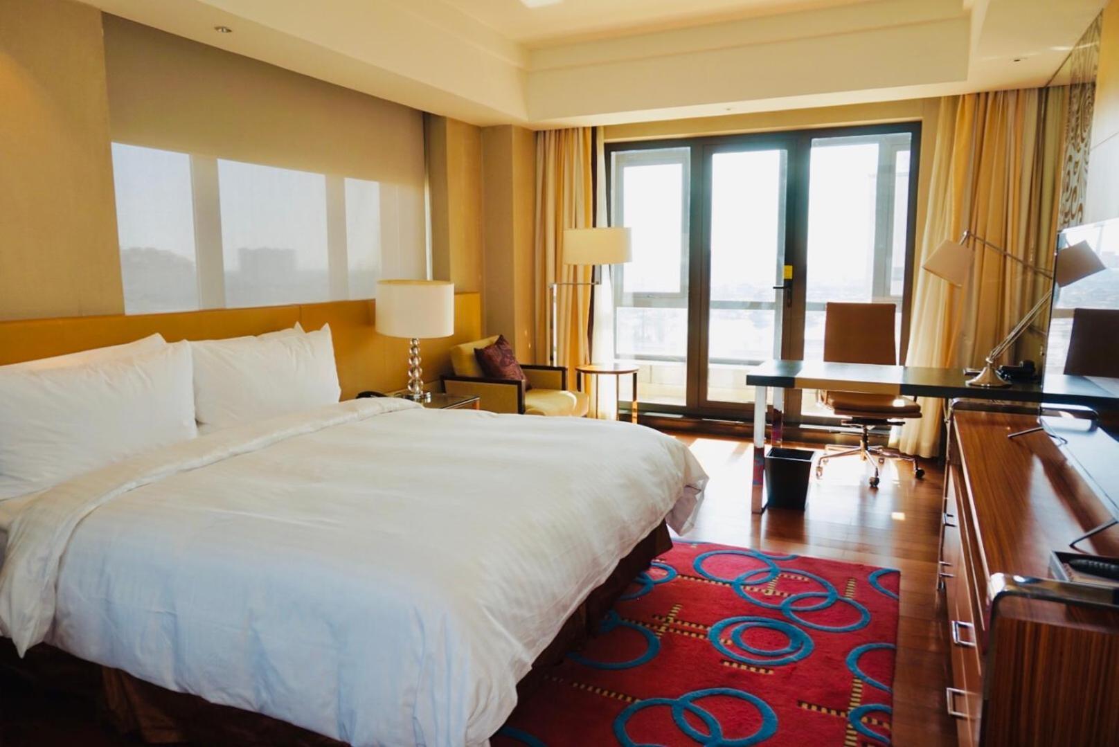 The Sandalwood Beijing Marriott Executive Apartments Exterior photo