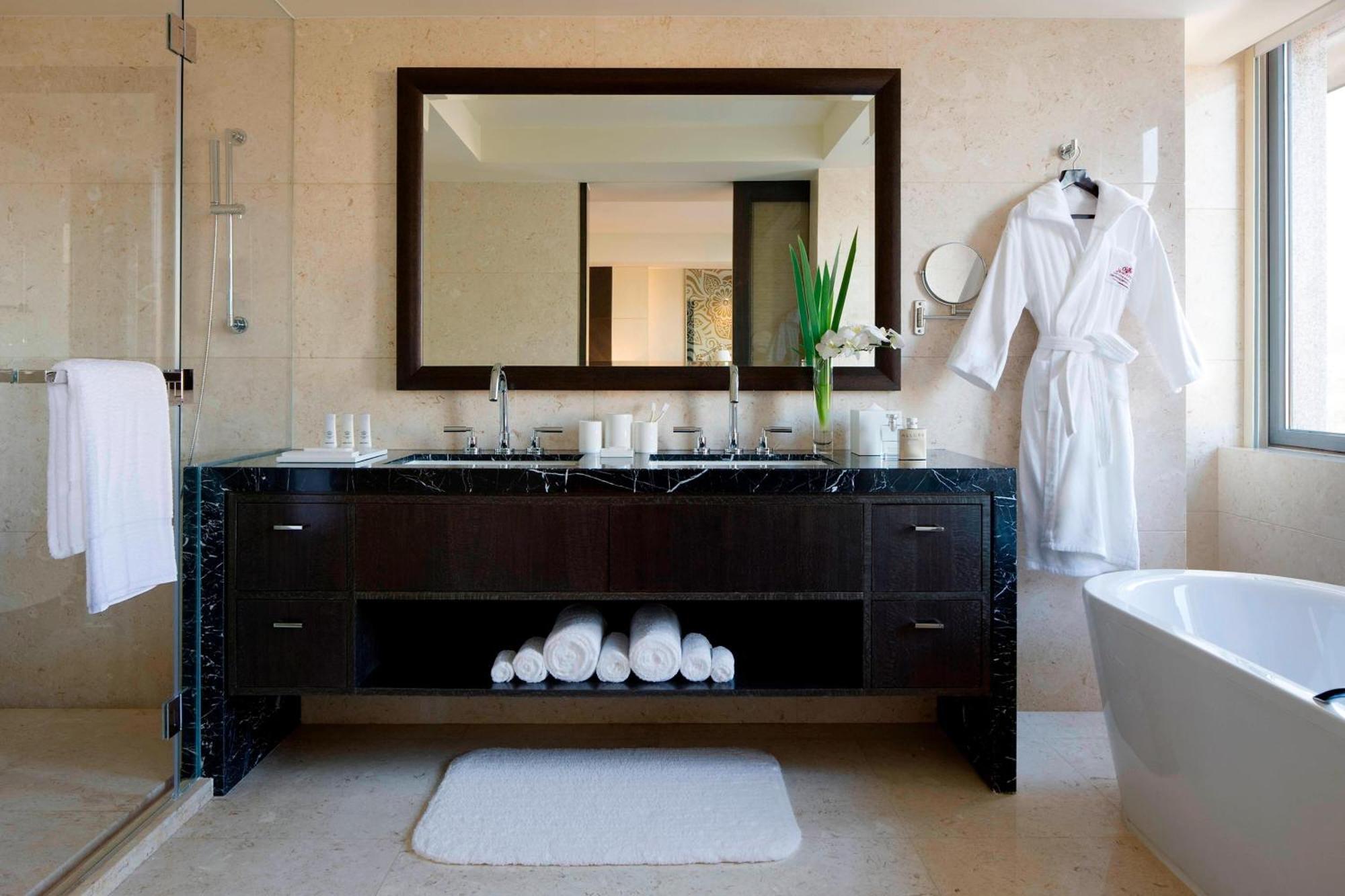 The Sandalwood Beijing Marriott Executive Apartments Exterior photo