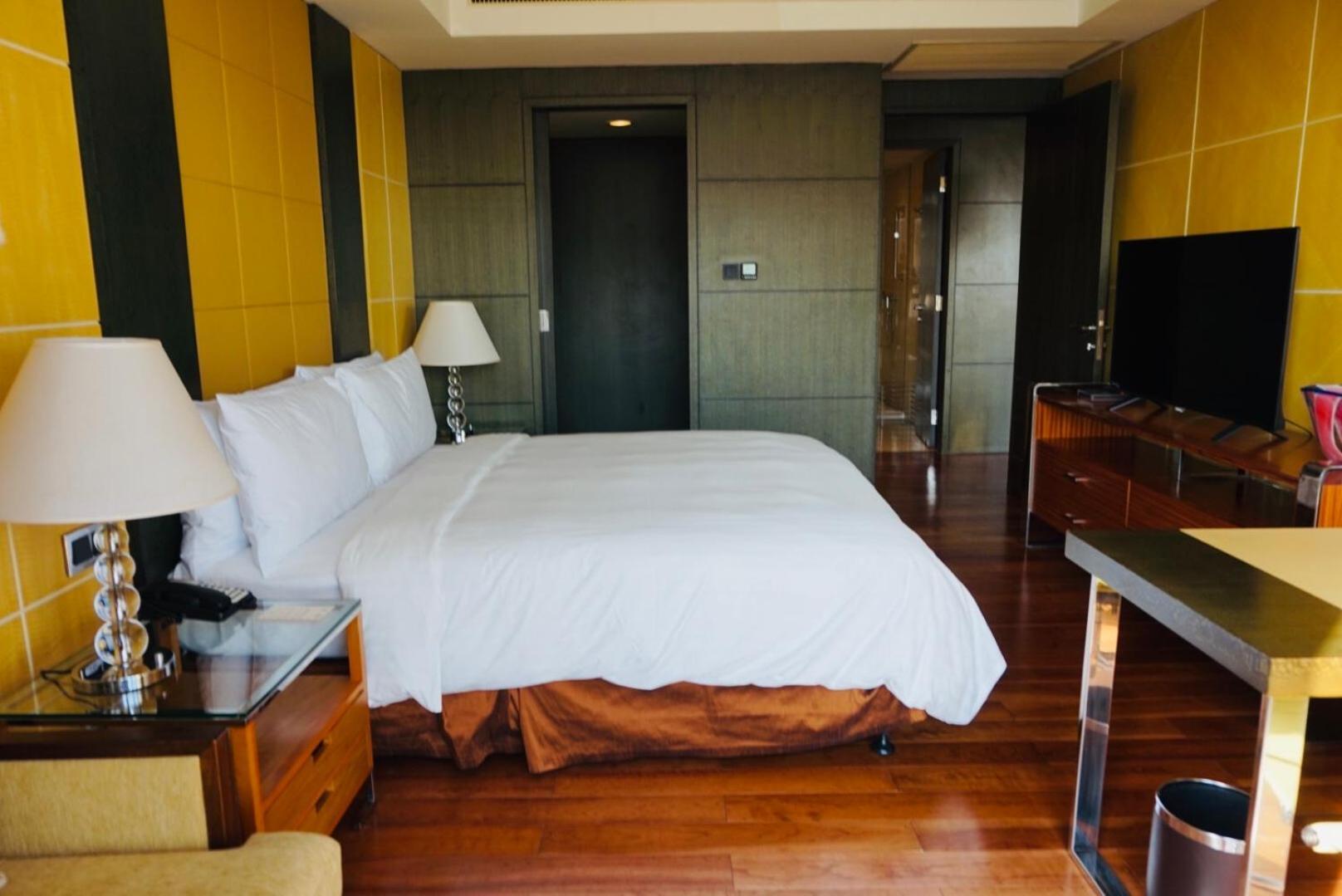 The Sandalwood Beijing Marriott Executive Apartments Exterior photo