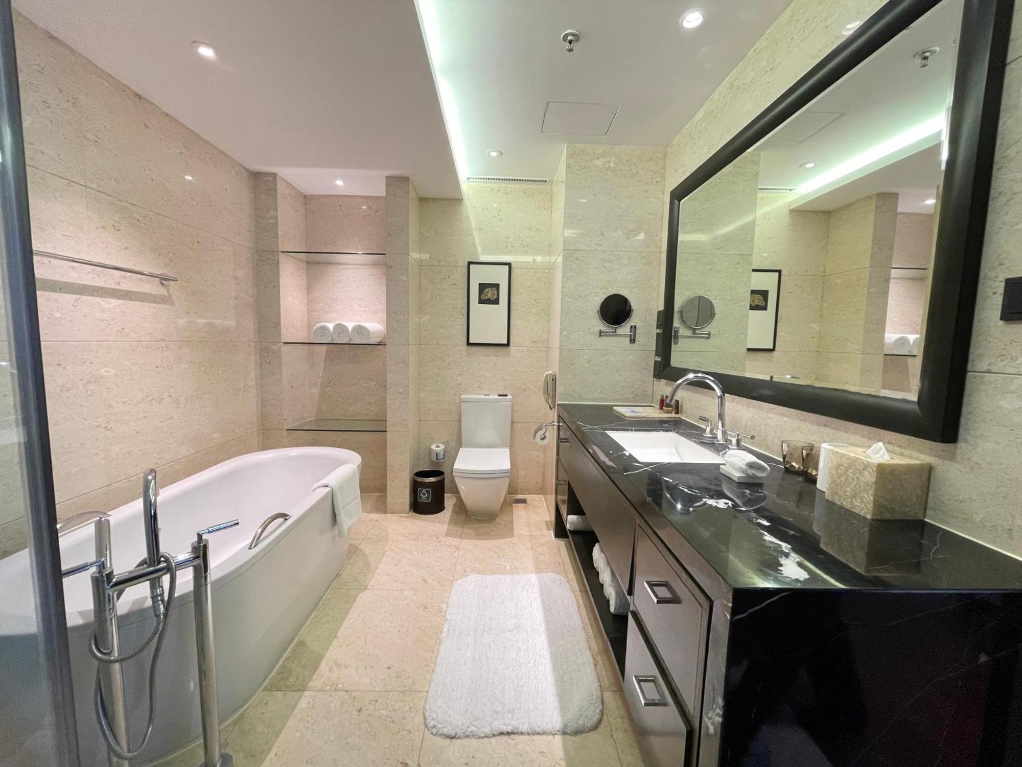 The Sandalwood Beijing Marriott Executive Apartments Exterior photo