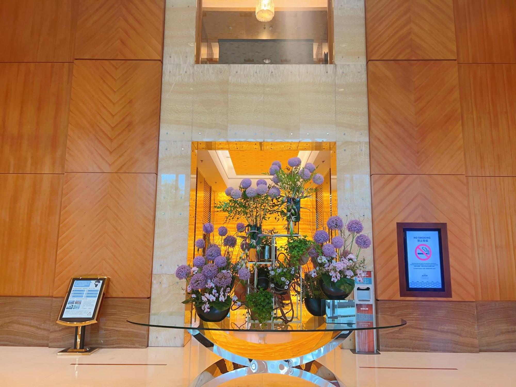 The Sandalwood Beijing Marriott Executive Apartments Exterior photo